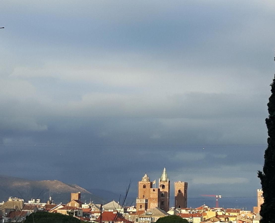 Mae Albenga Suites エクステリア 写真